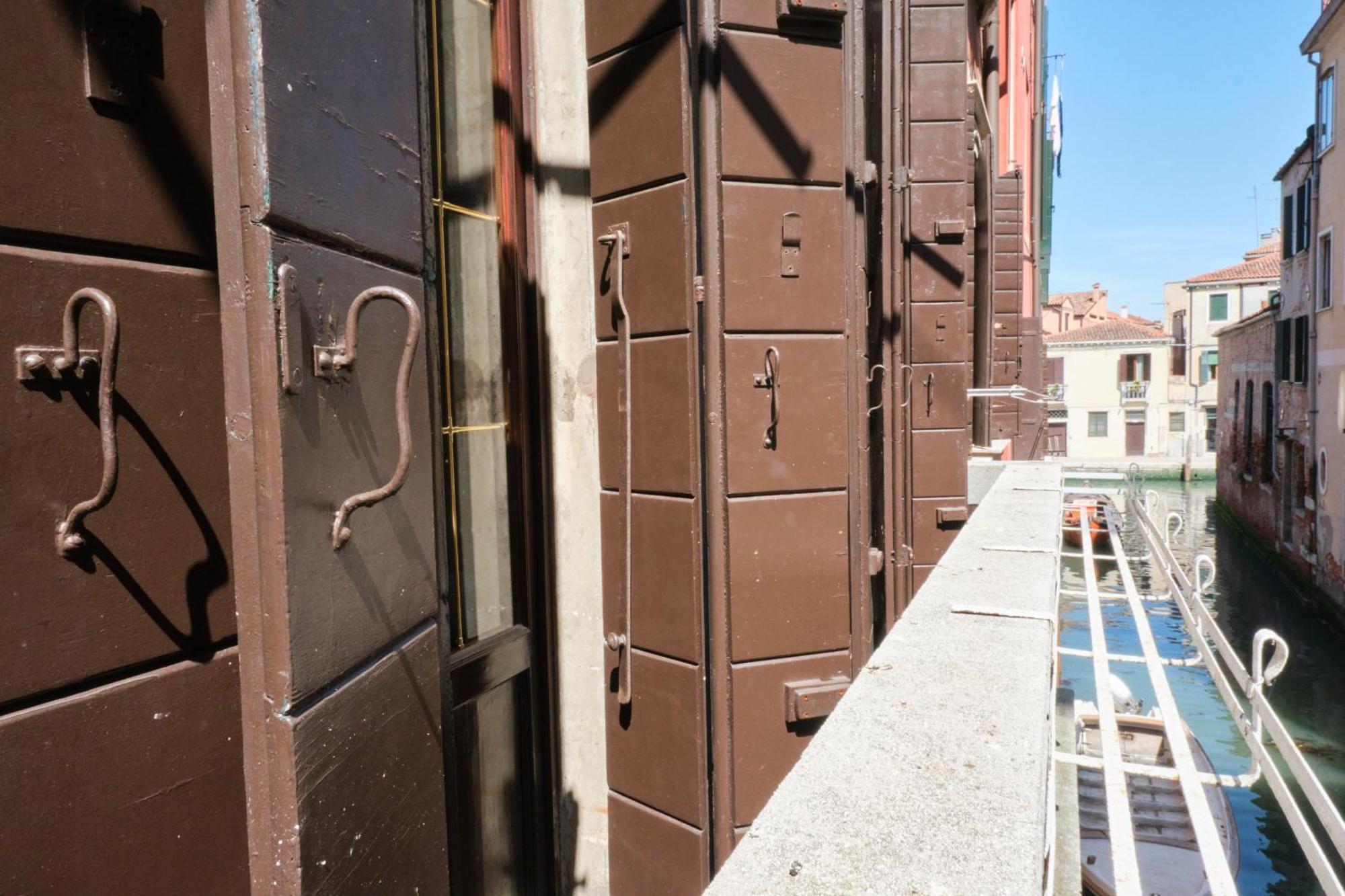 Lustraferi Apartment Veneţia Exterior foto